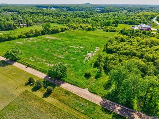 14507 Fagan Rd, Holly, MI 48442