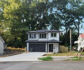 112 W  4th Ave, Gastonia, NC 28052