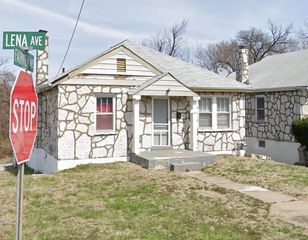7047 Lena Ave, Saint Louis, MO 63136
