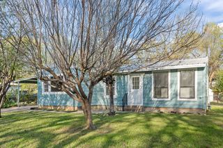 217 Clinton Dr, Weatherford, TX 76086
