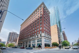 888 S  Michigan Ave #300, Chicago, IL 60605