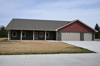 414 Kaps Dr, Arcadia, NE 68815