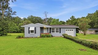 289 Jackson Dr, Orange, TX 77632
