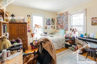 15 Bennett St, Brighton, MA 02135