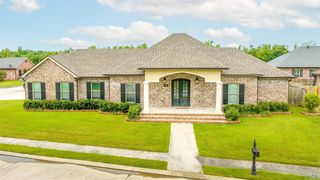 236 Mandalay Woods Blvd, Houma, LA 70360