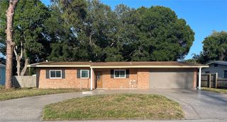 1007 39th St W, Bradenton, FL 34205