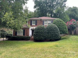 9329 Hinson Dr, Matthews, NC 28105