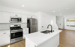 2937 Mendoza Dr, Costa Mesa, CA 92626