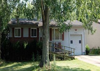 1312 Deforest Rd SE, Warren, OH 44484