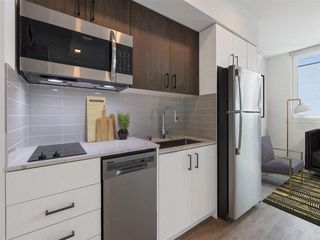 320 Queen Anne Ave  N #706, Seattle, WA 98109