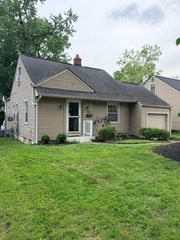 983 Sells Ave, Columbus, OH 43212