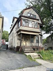 34-36 40th St, Irvington, NJ 07111