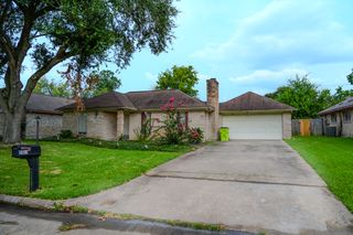 2331 Rushbrook Dr, Missouri City, TX 77489