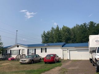 640 10th St SW, Braham, MN 55006