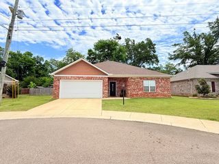110 N  Magnolia Pl, Pontotoc, MS 38863