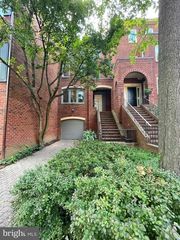 3928 Georgetown Ct NW, Washington, DC 20007