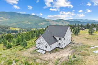 745 Dry Gulch Rd #H, Colville, WA 99114