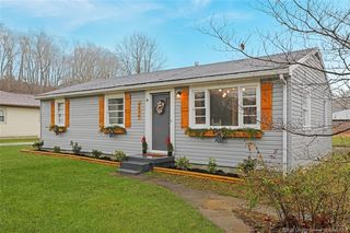 4526 Saint Marys Rd, Floyds Knobs, IN 47119