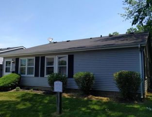1947 Hancock Dr #5504, Hoffman Estates, IL 60169