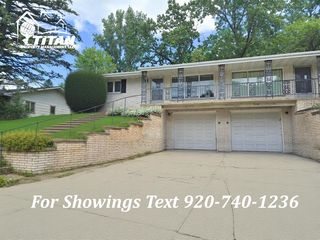 1046 Laverne Dr #2, Green Bay, WI 54311