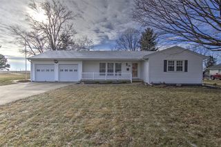 295 N  Country Club Rd, Decatur, IL 62521