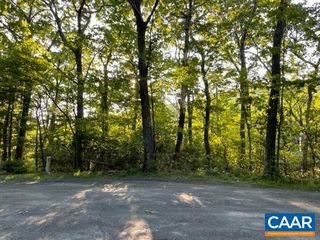 103 Gumtree Rd, Roseland, VA 22967