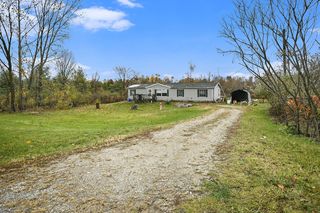 49365 59 1/2 St, Hartford, MI 49057
