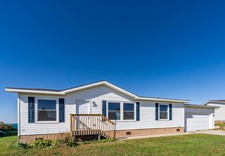 12 S  Fork Dr SE, Kasson, MN 55944