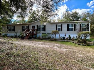 1744 N  Mooneys Point, Hernando, FL 34442