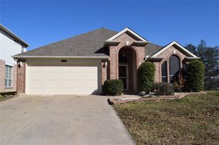 7856 Teal Dr, Fort Worth, TX 76137