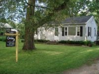 6215 Gardenia Ave, Lansing, MI 48911