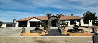 7560 Royal View Ln, Oak Hills, CA 92344