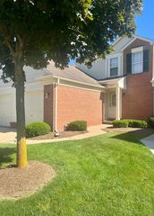 43624 Yorkville Dr, Canton, MI 48188
