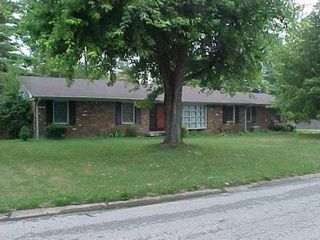 752 N  Leisure Ln, Greenwood, IN 46142