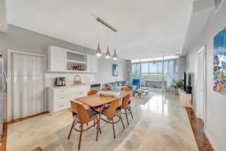 5005 Collins Ave #Penthouse 02, Miami Beach, FL 33140
