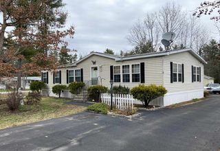 135 Eagle Dr, Rochester, NH 03868