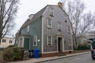 115 John St, Newport, RI 02840