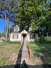 729 N  Grant St, West Lafayette, IN 47906