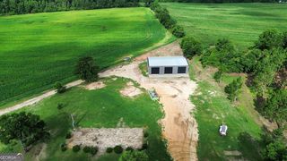 487 Perry Horton Rd, Adrian, GA 31002