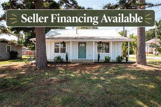 1023 S  Morningside Dr, Fayetteville, AR 72701