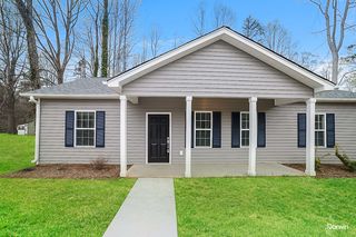 2048 Claxton Dr, Winston Salem, NC 27127