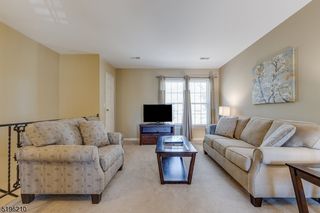 43 Briarwood Path, Clark, NJ 07066