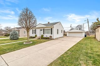 304 S  6th Ave, Beech Grove, IN 46107