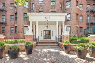 50 Lefferts Ave #2M, Brooklyn, NY 11225