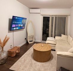 6616 Gaviota Ave, Van Nuys, CA 91406