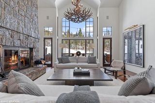 141 Slopeside Dr #12, Whitefish, MT 59937