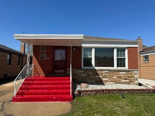 14528 S  Marquette Ave, Burnham, IL 60633