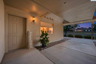 3710 Canyon Lakes Dr. #L-104, Kennewick, WA 99337