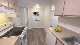 4805 Pebble Crk E #5015-10, Utica, MI 48317