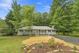 121 Eauclair St, Kingsport, TN 37664